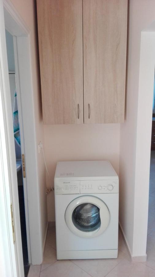 Olivo Nydri Apartment Bagian luar foto