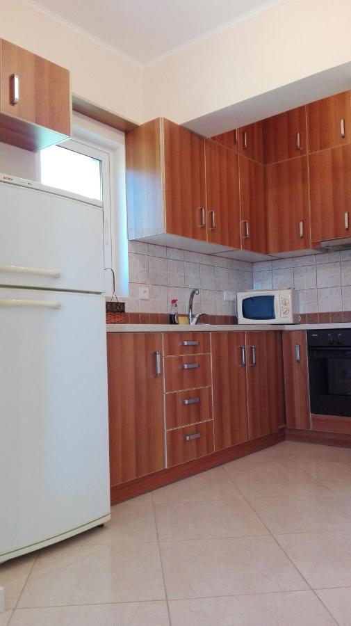 Olivo Nydri Apartment Bagian luar foto