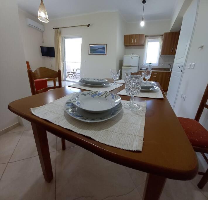 Olivo Nydri Apartment Bagian luar foto